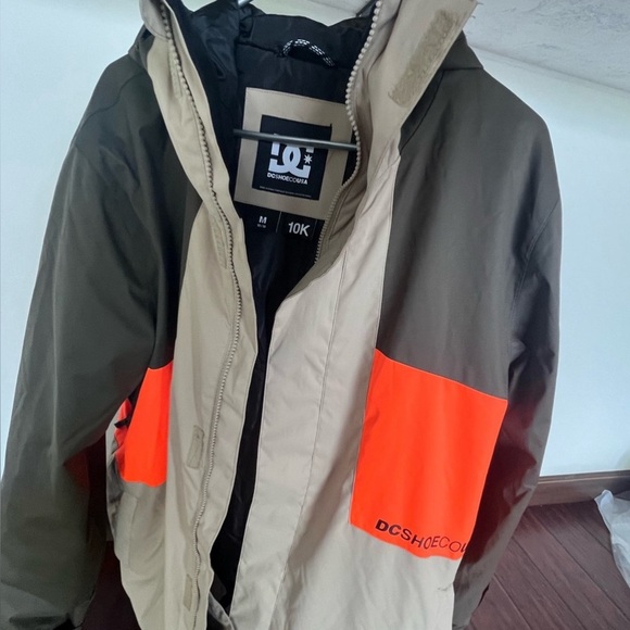 DC Defy Snowboard Jacket 2023 - Picture 7 of 7